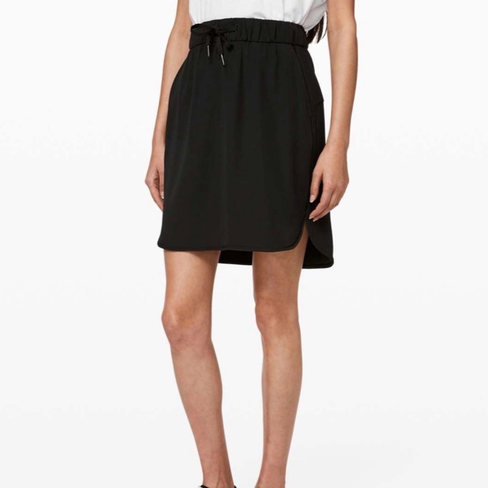 Lululemon On The Fly Skirt *Woven